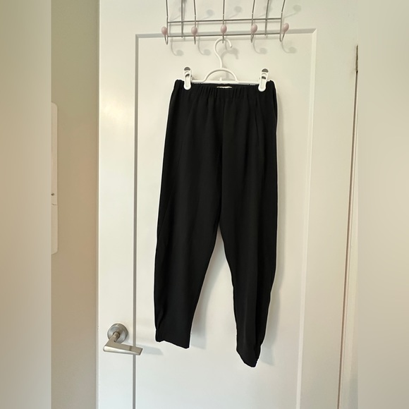 Babaton Cropped Japanese Fabric Trousers - Picture 2 of 6